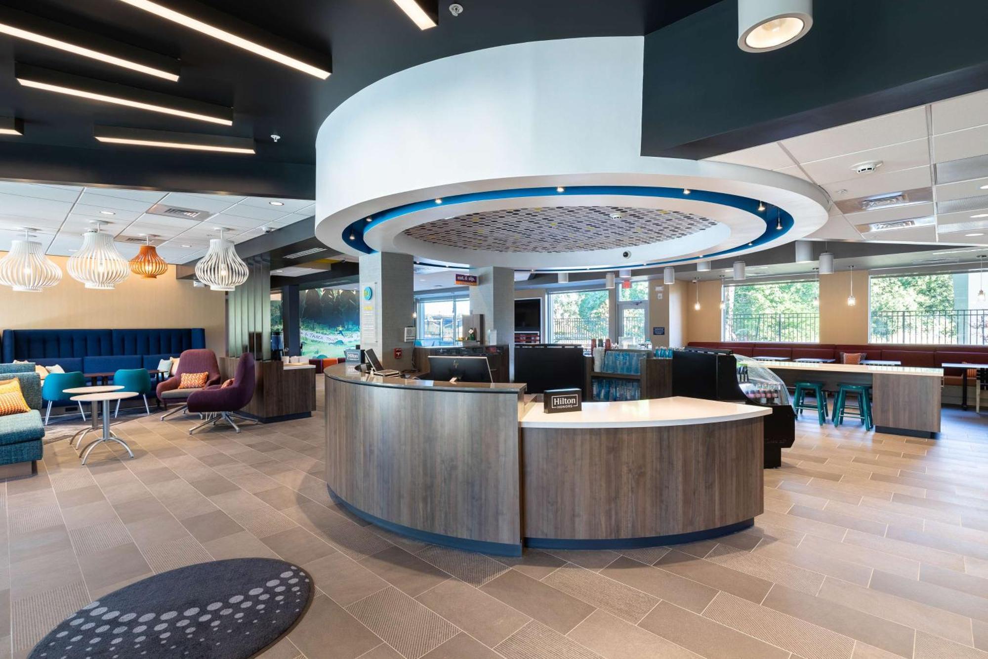 Tru By Hilton Eugene, Or Hotel Springfield Exterior photo